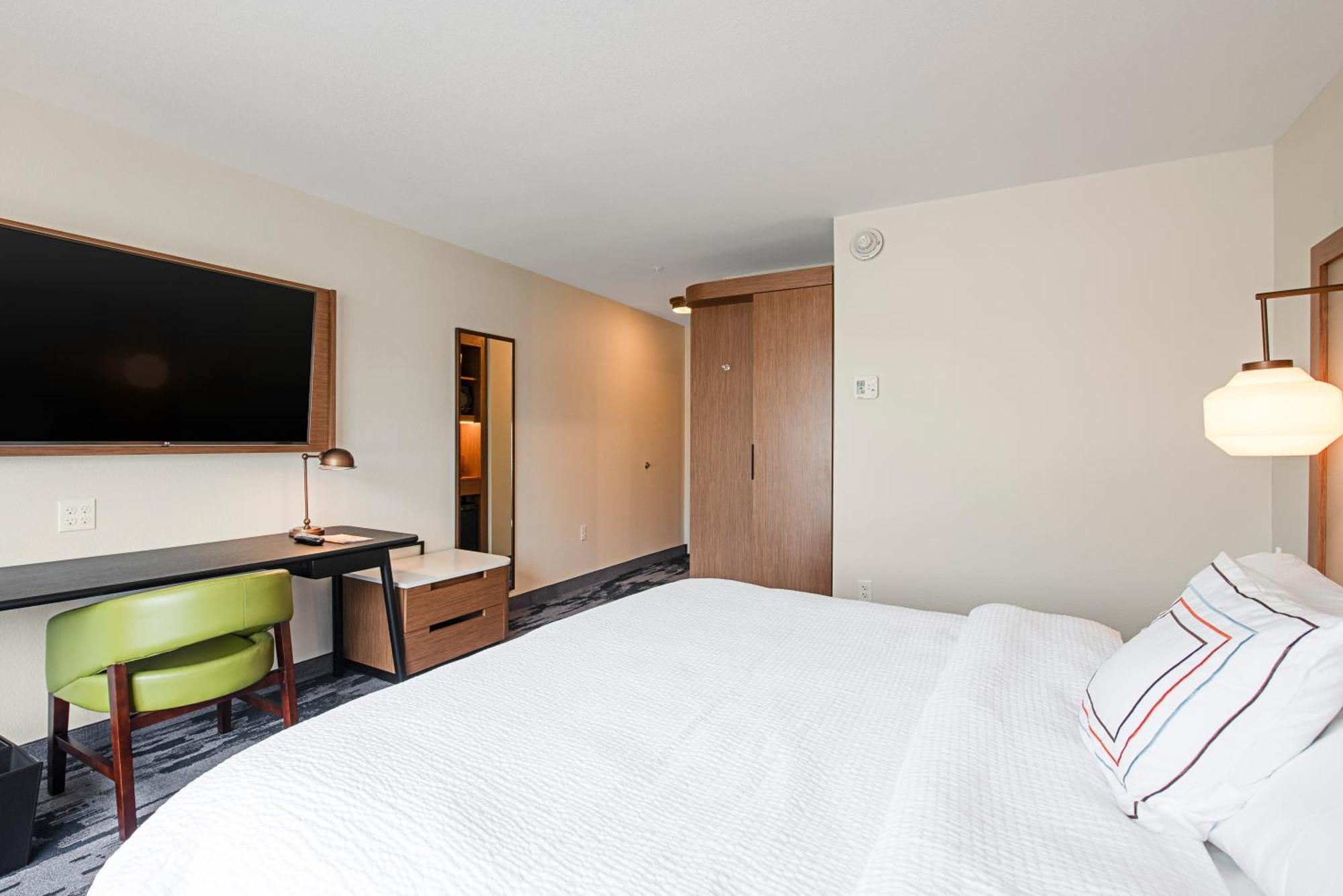 Fairfield Inn & Suites By Marriott Duluth Waterfront Exterior photo